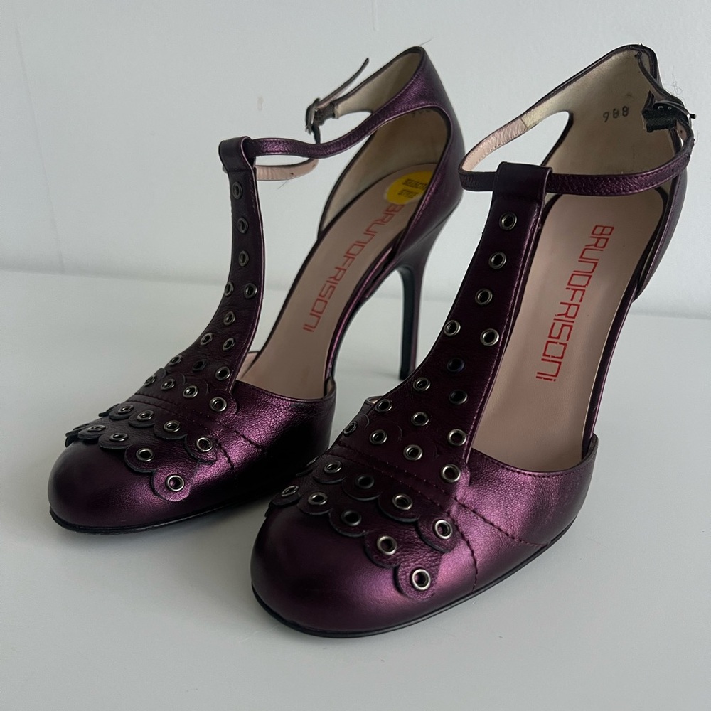 Bruno Frisoni Leather 4" Heels (Italian) • Metallic Purple • Size 36.5 EU
